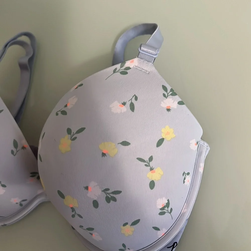 PINK - Picture 3 of 8